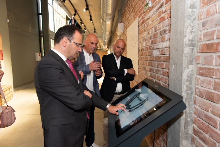 Шест интерактивни киоска в нов музей в Петрич